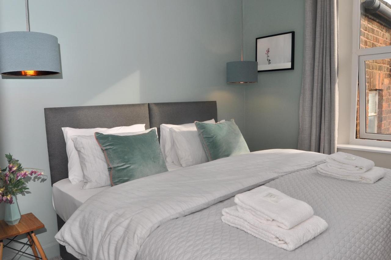 Bridge Street Apartments. Boutique Style Luxury, In The Heart Of Taunton. Exterior photo