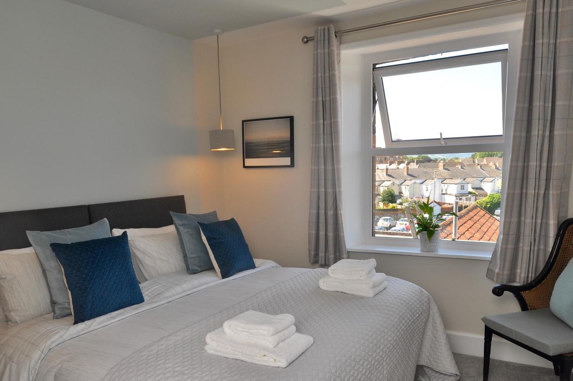 Bridge Street Apartments. Boutique Style Luxury, In The Heart Of Taunton. Room photo